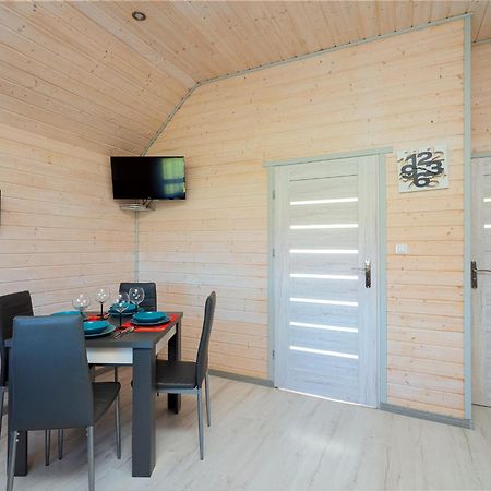 Domki Malibu Rusinowo  Bagian luar foto
